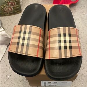 Burberry Beige and Black Check Slides
